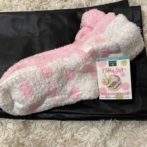 Thera Soft moisturizing socks